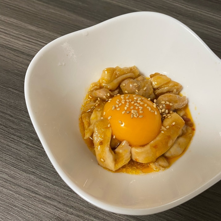 フライパン要らず!おつまみ鶏もも肉のユッケ風⭐︎